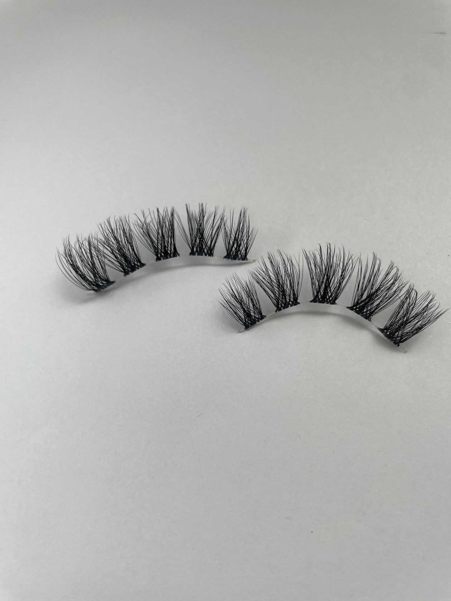 Handmade Full Strip Eyelashes, Natural Style, Synthetic Hair, Durable and Reusable False Eyelashes, Thick Colorful Custom Makeup Lashes