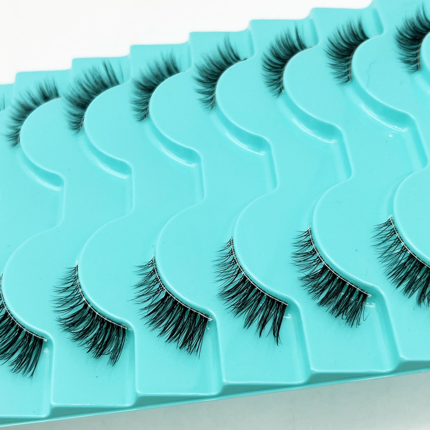 10 Pairs of Natural Fox Eyelashes - 5-9mm Length, Soft, Light, Cat Eye, Easy to Wear, Ideal for Daily & Dating